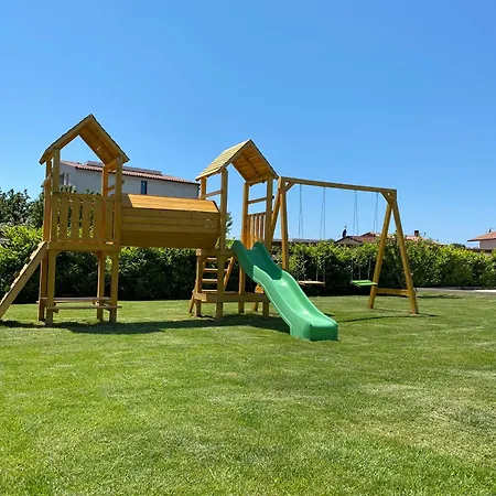 Funcic 2 App Apartment