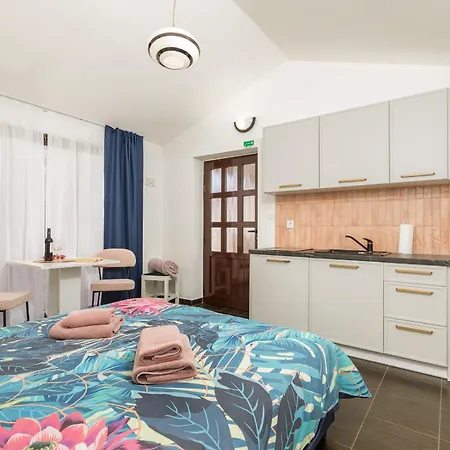 Funcic 2 App Apartment Pula