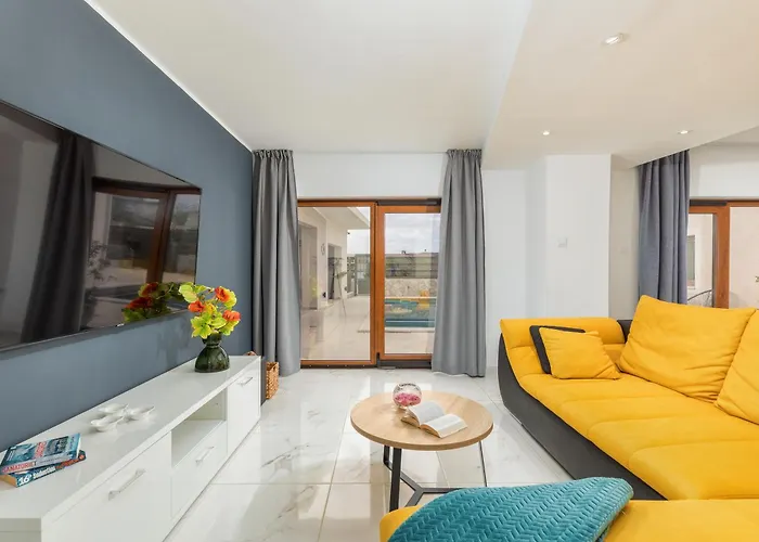 Funcic 2 App פולה