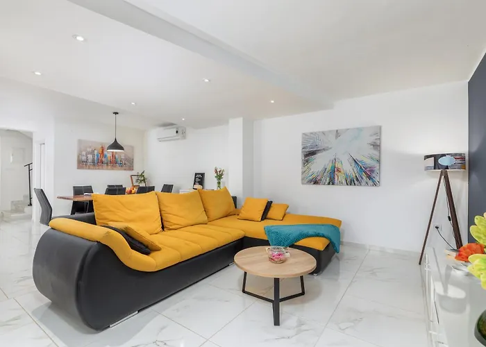 Apartman Funcic 2 App *